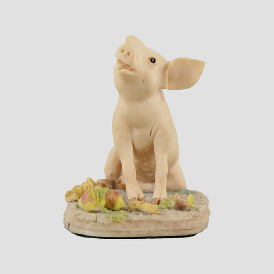 Piglet Border Fine Arts