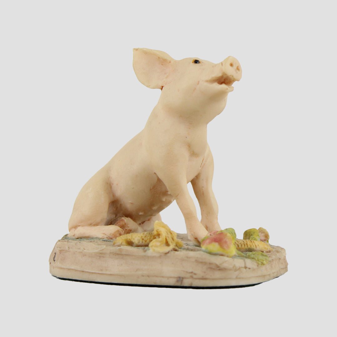 Piglet Border Fine Arts