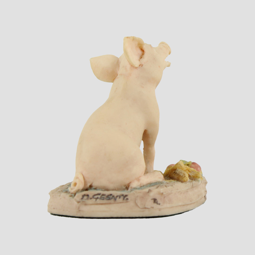 Piglet Border Fine Arts