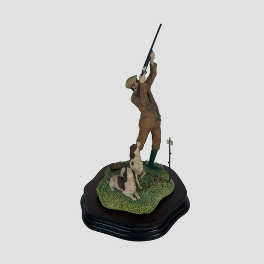 Reaching for High Bird Spaniel Border Fine Arts Gundog Model