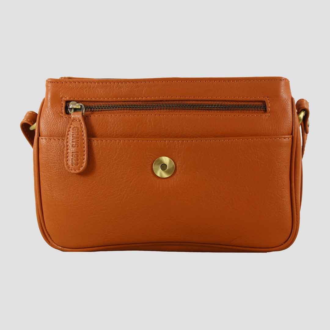 Isla Shoulder Bag with Snaffle in Tan
