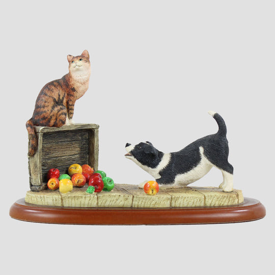 Taking No Notice Border Fine Arts