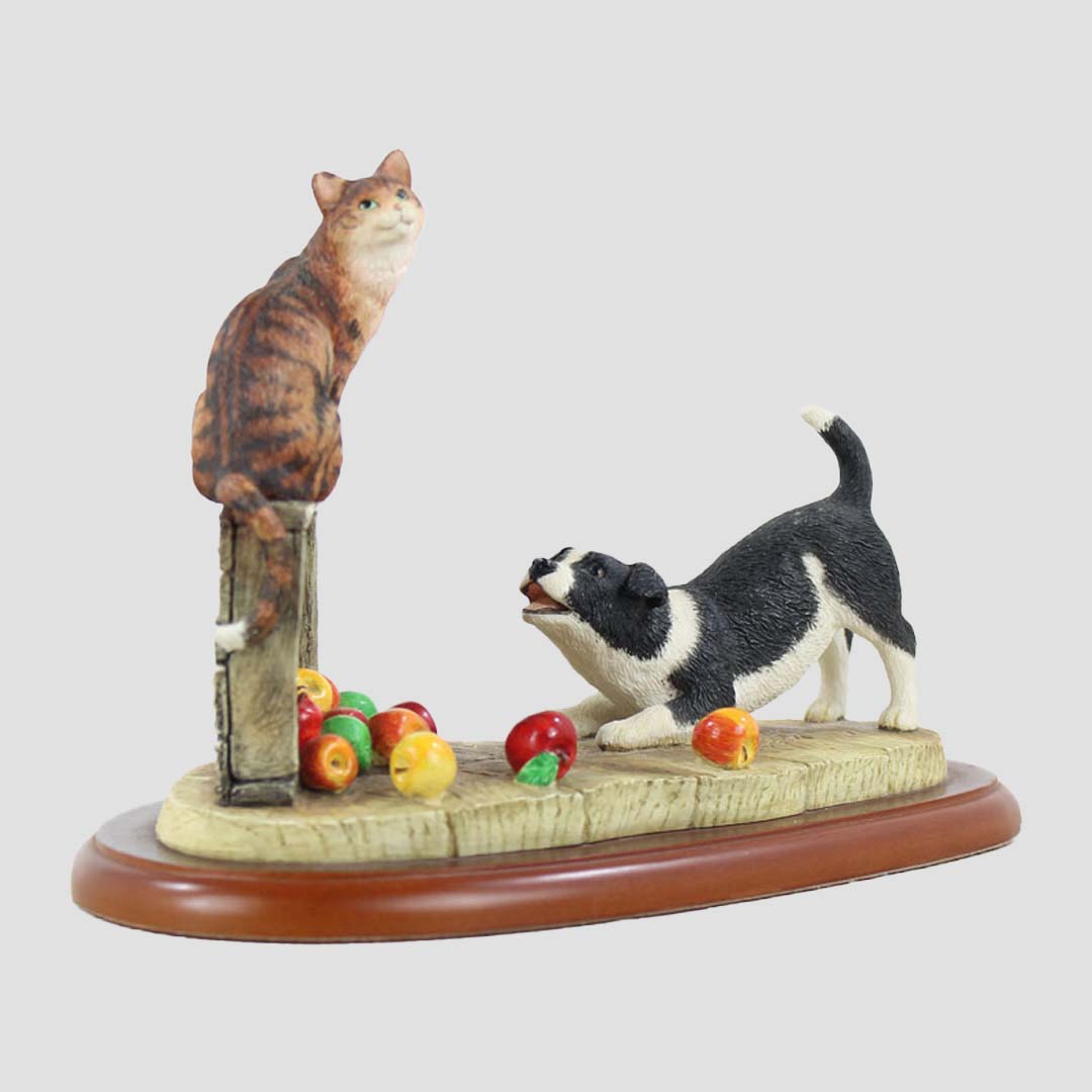 Taking No Notice Border Fine Arts