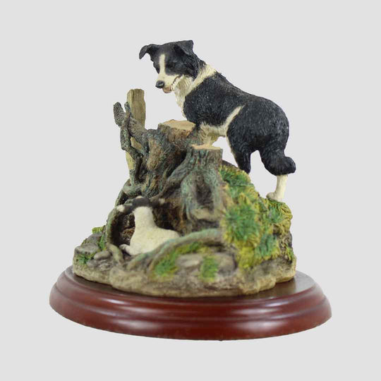 Found Safe Border Fine Arts Studio Model Collie and Lamb