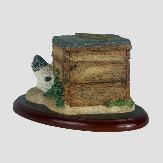 Home Comforts Border Fine Arts Chicken Model