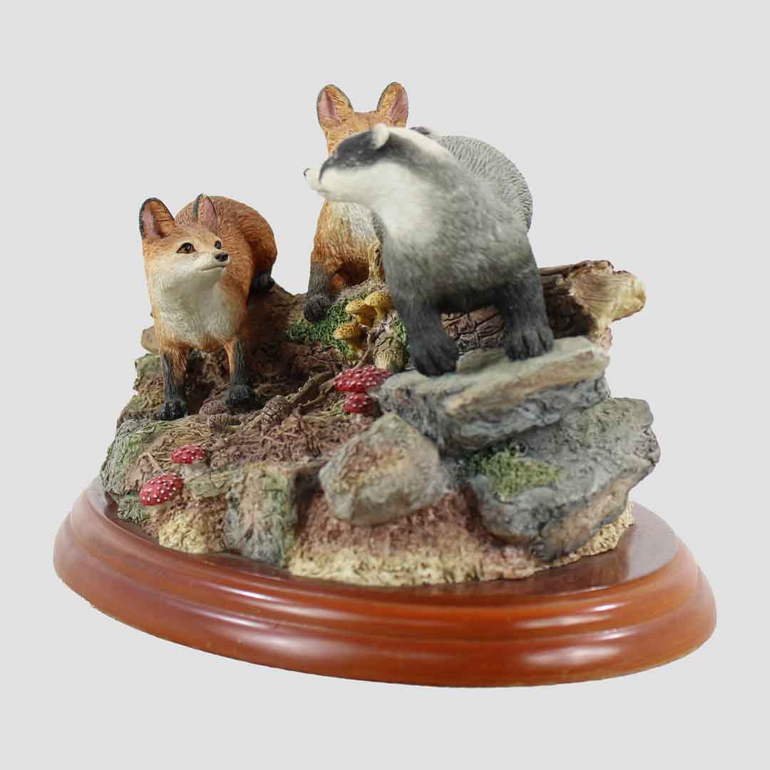 Discovery Border Fine Arts Badger and Fox Cubs