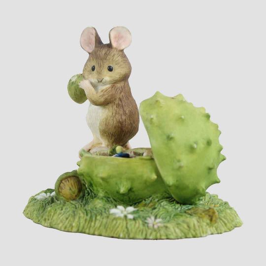 Conker Cradle Border Fine Arts Merrie Mice