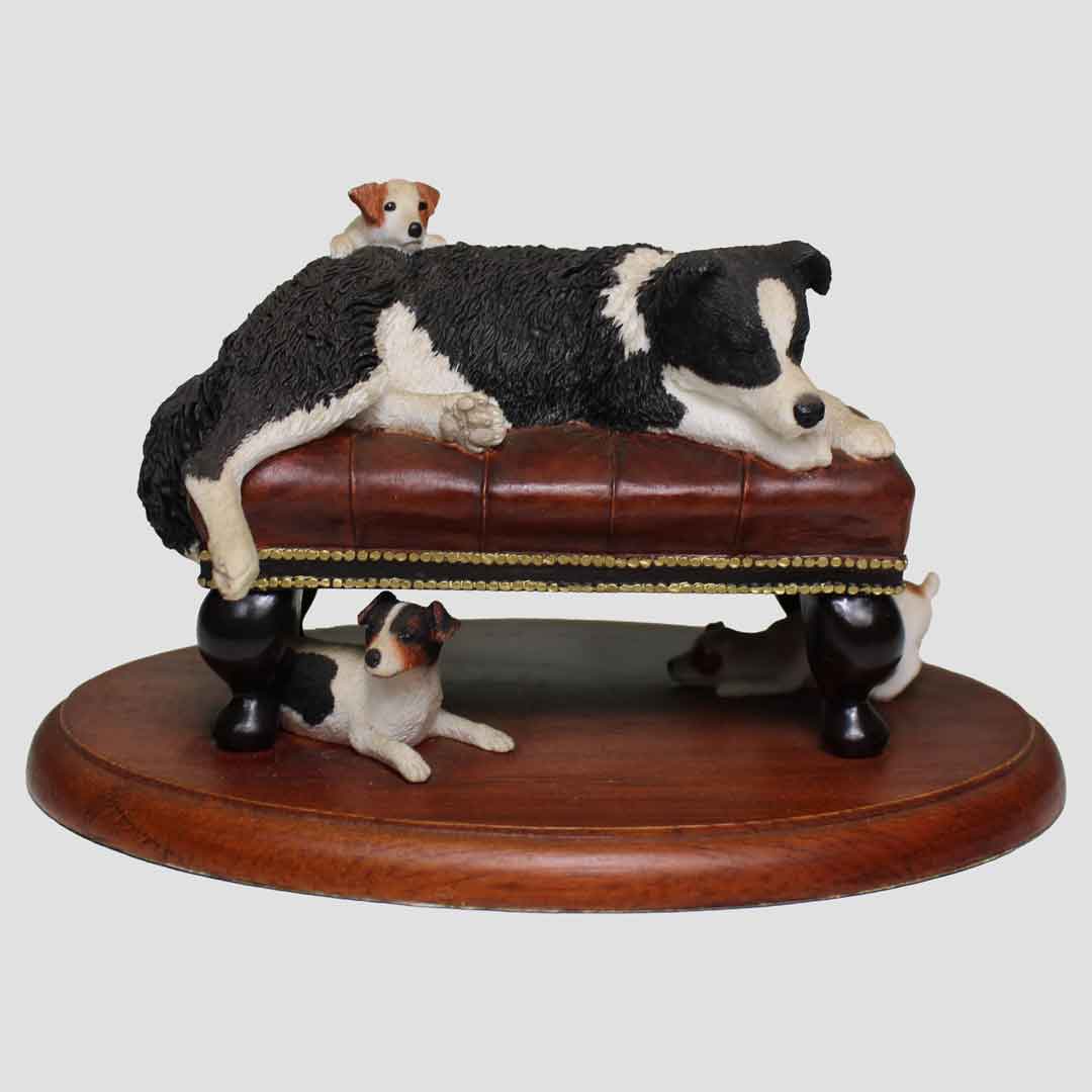 No Peace Border Fine Arts