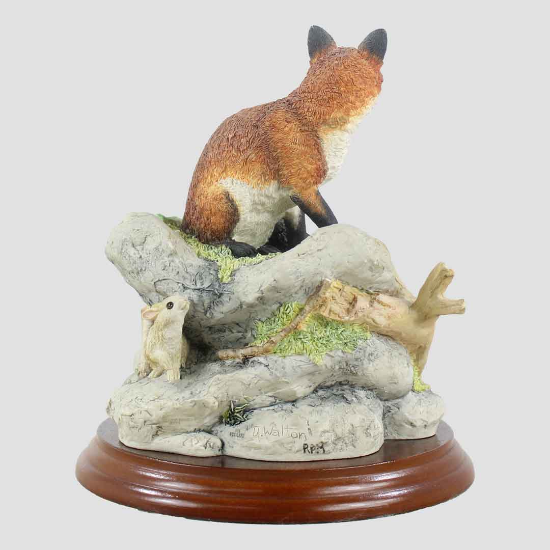 Safe Outlook Border Fine Arts Fox