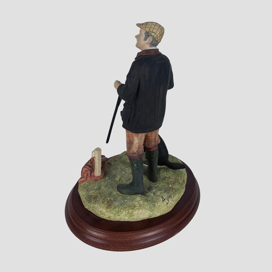 A Right and a Left Black Border Fine Arts Limited Edition Shooting Model