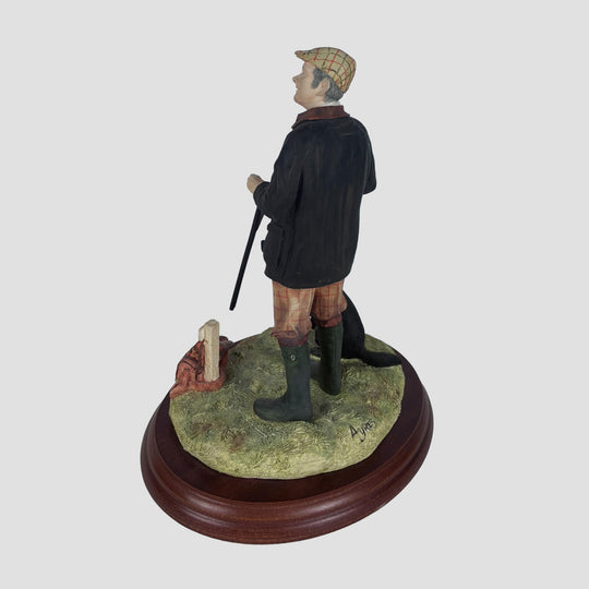 A Right and a Left Black Border Fine Arts Limited Edition Shooting Model