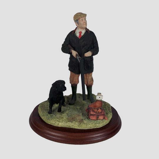A Right and a Left Black Border Fine Arts Limited Edition Shooting Model