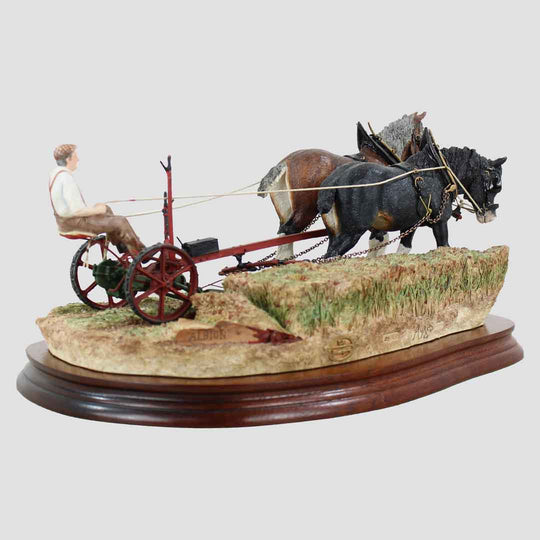 Hay Cutting Starts Today (Gold Edition) Border Fine Arts Horse