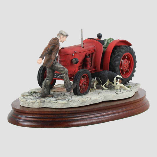 Kick Start Border Fine Arts Tractor