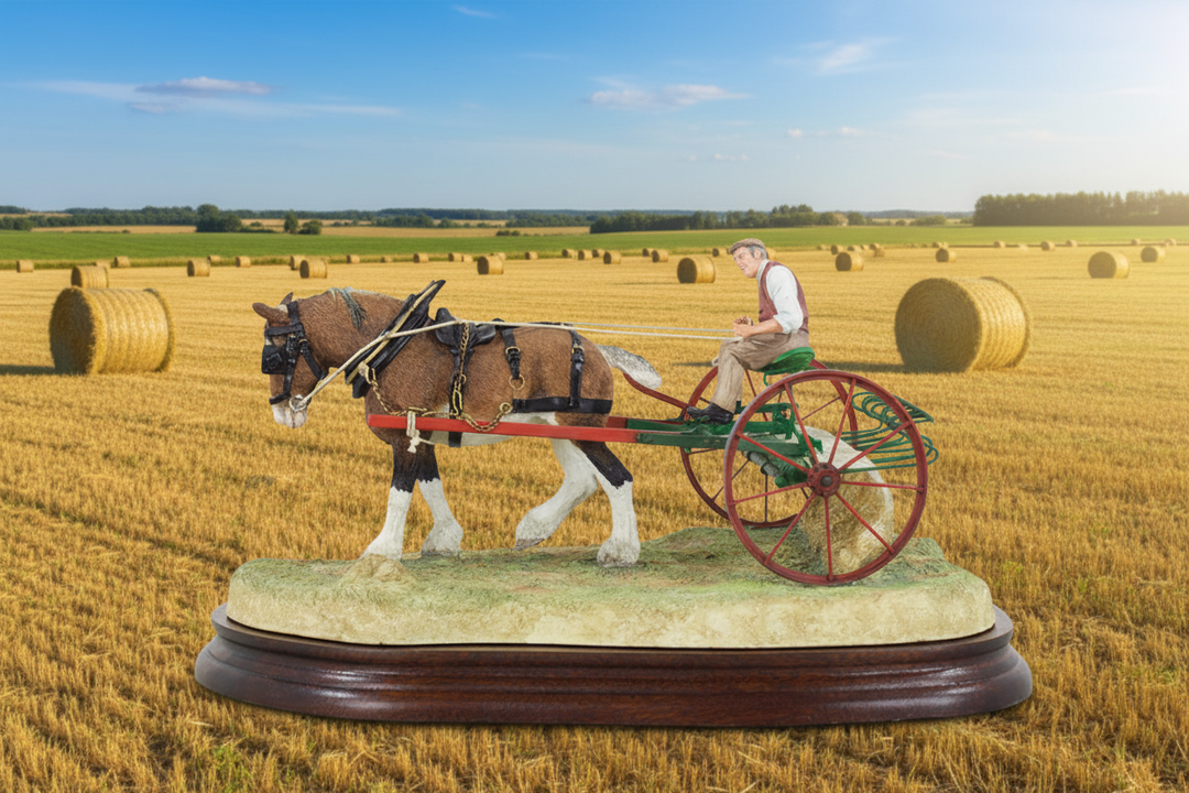 Loose Raking Border Fine Arts Horse