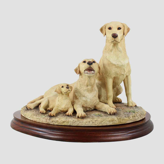 Labrador Family (Yellow) Border Fine Arts Dogs