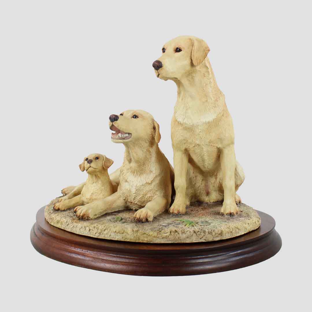 Labrador Family (Yellow) Border Fine Arts Dogs