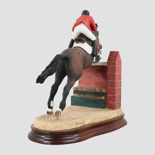 Four Faults (Bay) Border Fine Arts Horse