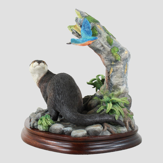 Friend Or Foe Border Fine Arts Otter