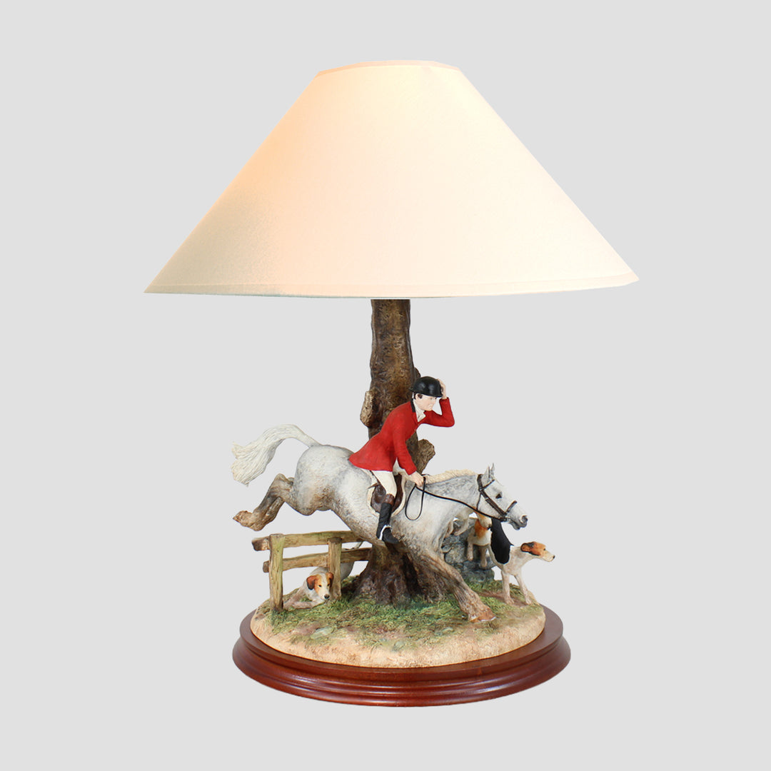Tally Ho Huntsman Border Fine Arts Hunting Lamp Model Bay