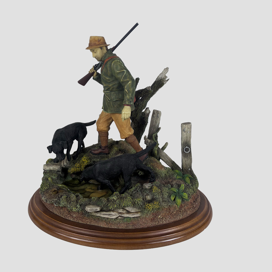 Alert to the Scent Country Artists Labrador Gundog Model