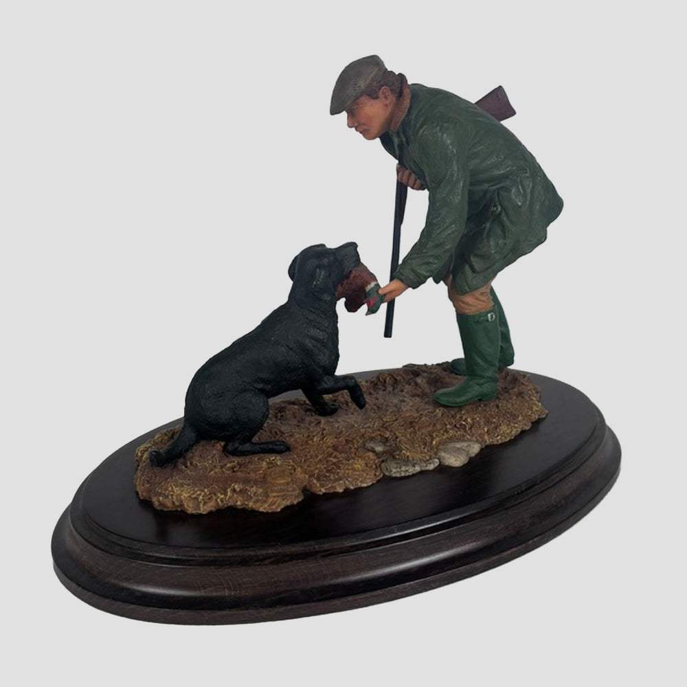 A Fruitful Day Country Artists Gun Dog Model
