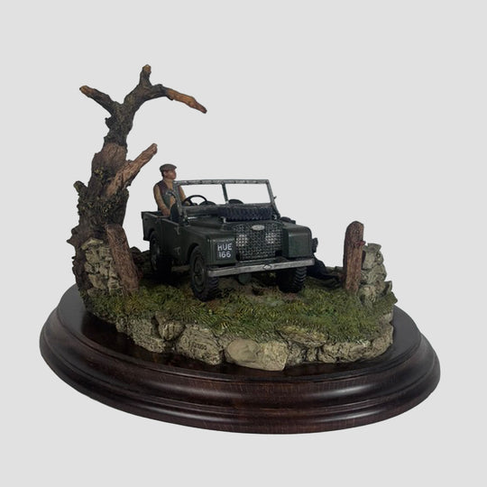 First Arrivals Land Rover Model by Country Artists
