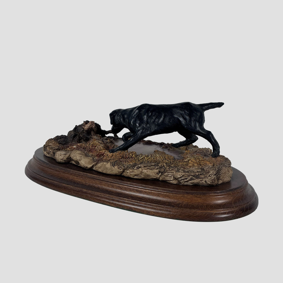 Labrador Retrieving Duck by Country Artists Gundog Model