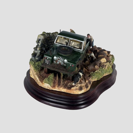 Clearing the Way Border Fine Arts Landrover Limited Edition Model