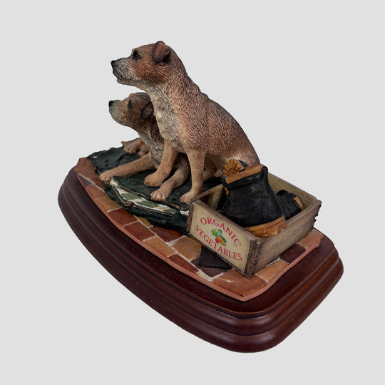 Eager to Go Border Terrier Border Fine Arts Dog Model