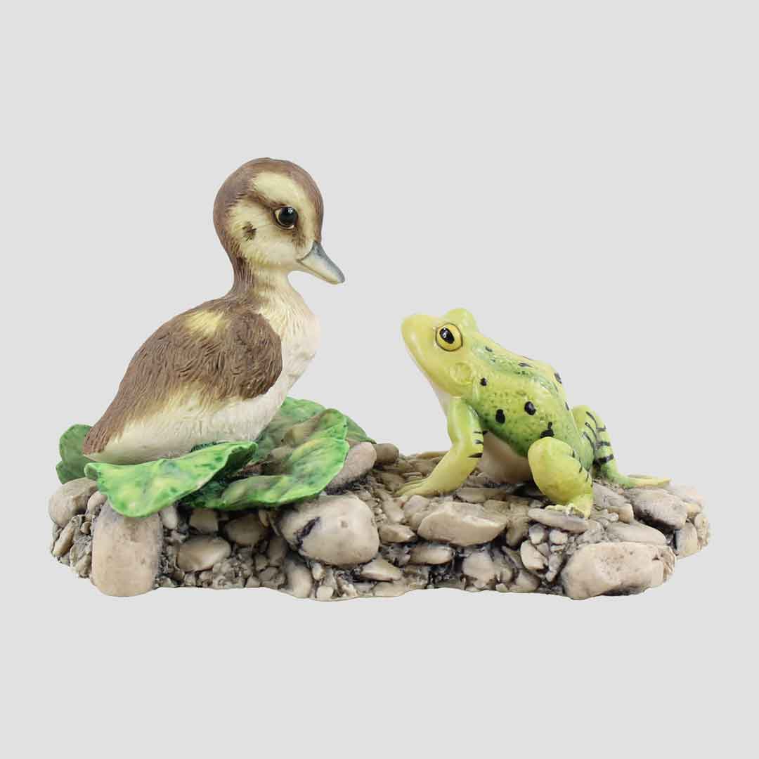 Duckling And Frog Border Fine Arts