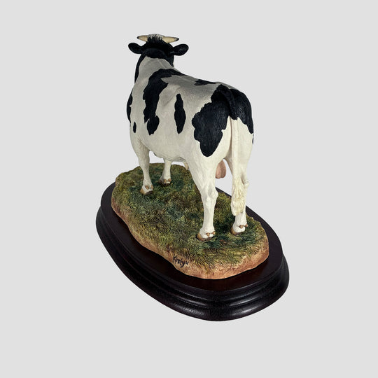 Border Fine Arts Holstein Bull (B0308)