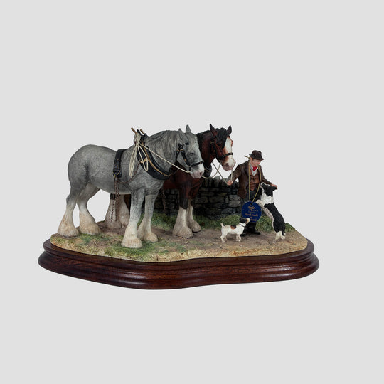 Homeward Bound Border Fine Arts Shire Horse with Original Certificate