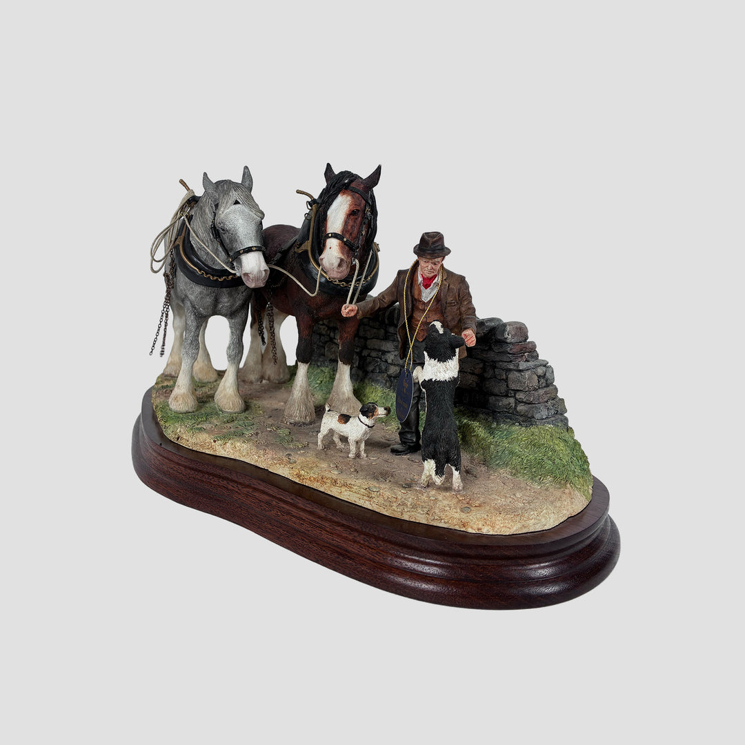 Homeward Bound Border Fine Arts Shire Horse with Original Certificate