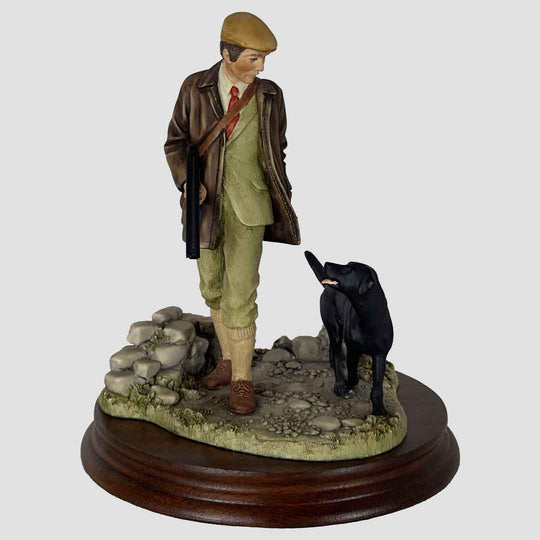 Huntsman and Black Lab Model