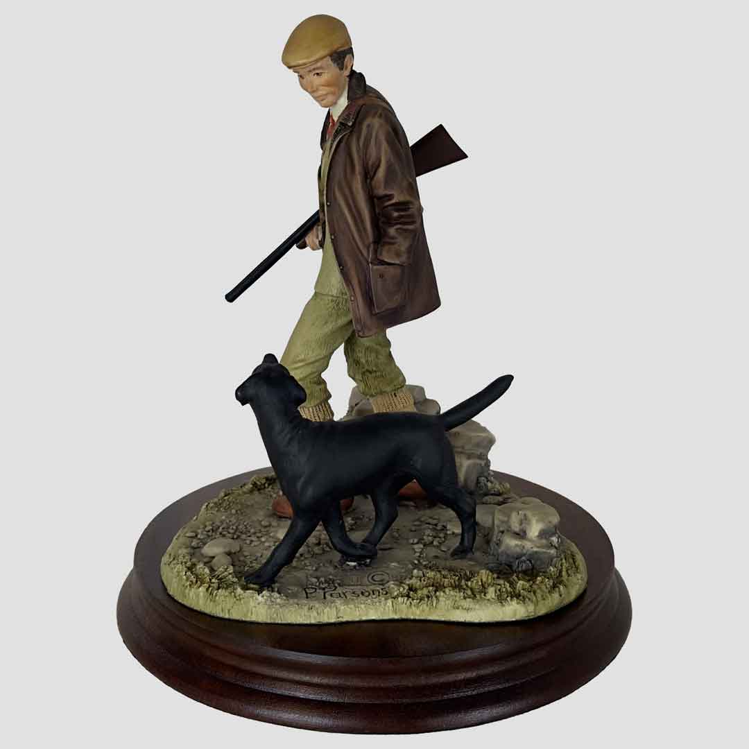 Huntsman and Black Lab Model