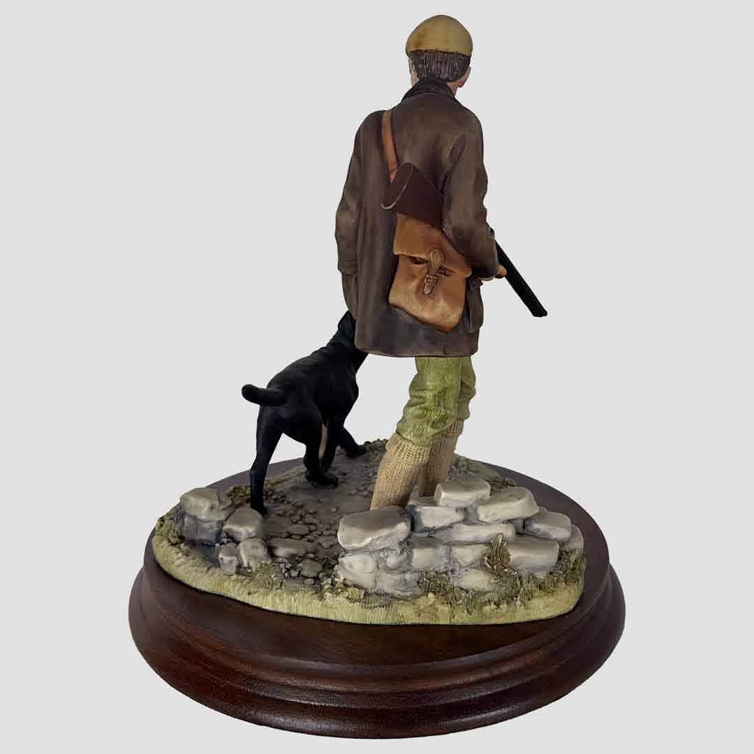 Huntsman and Black Lab Model