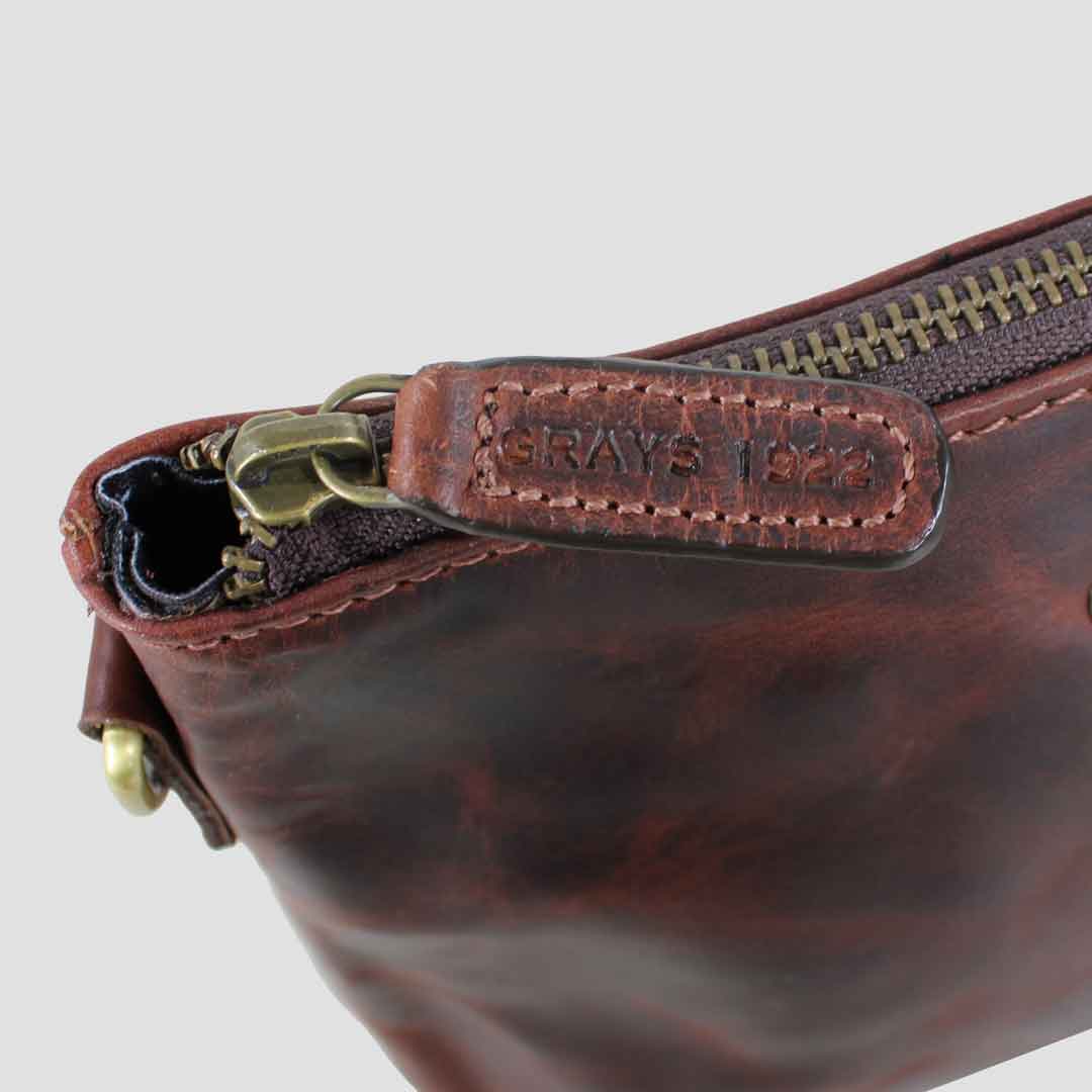 Victoria Snaffle Bag in Brown