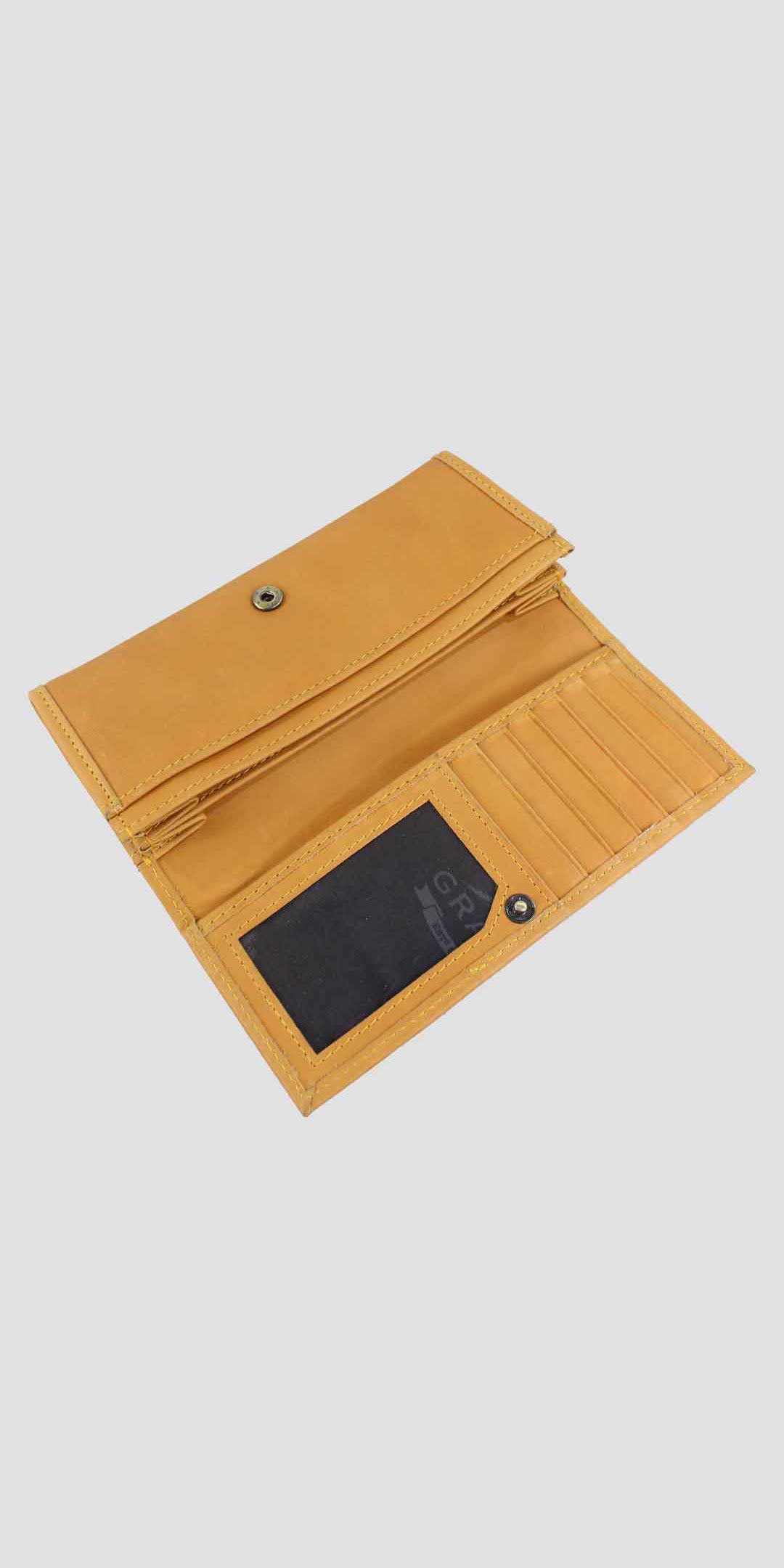 Lily Purse in Smooth Tan Leather