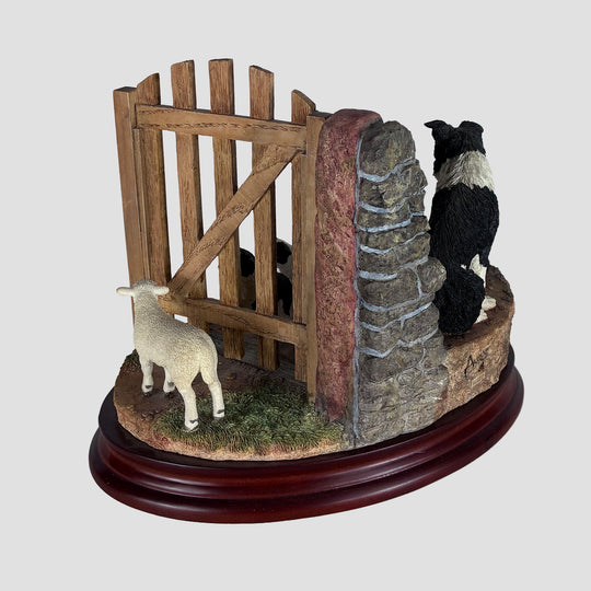 Border Fine Arts New Neighbour (B1419)