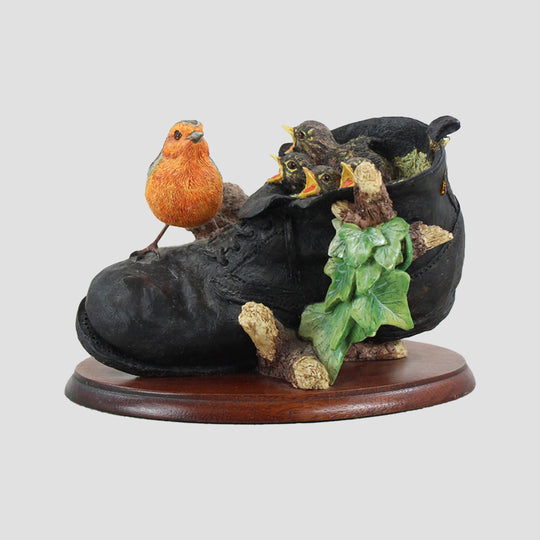 Robin With Chicks In Boot Border Fine Arts