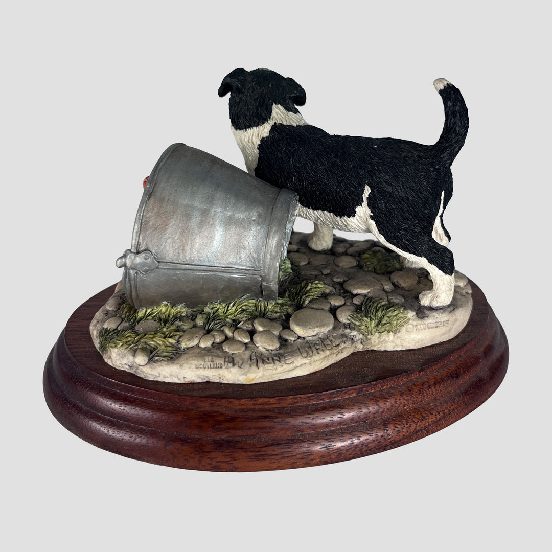 Hide and Seek Border Fine Arts Border Collie Model
