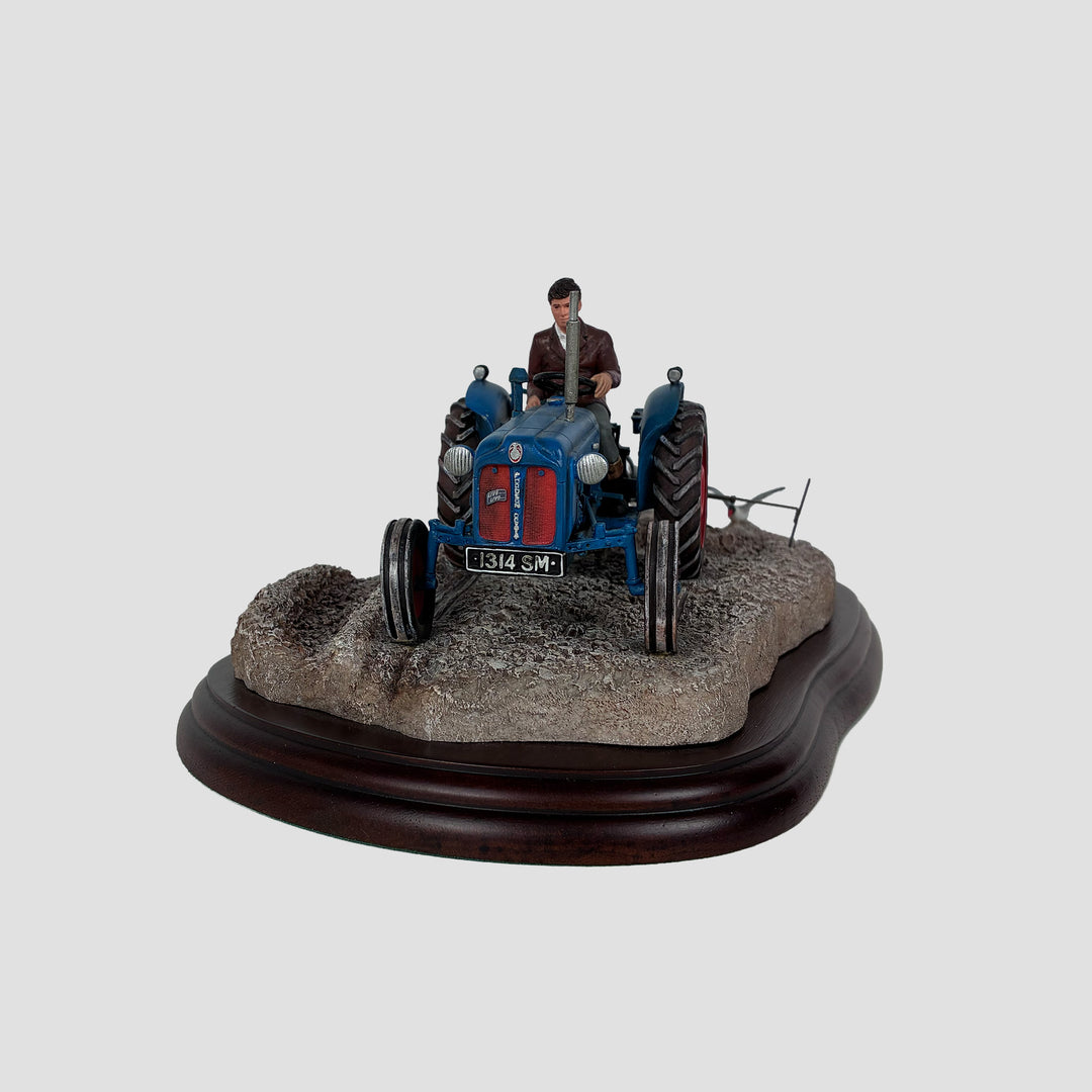 Ridging Up Fordson Dexter Border Fine Arts Tractor Model