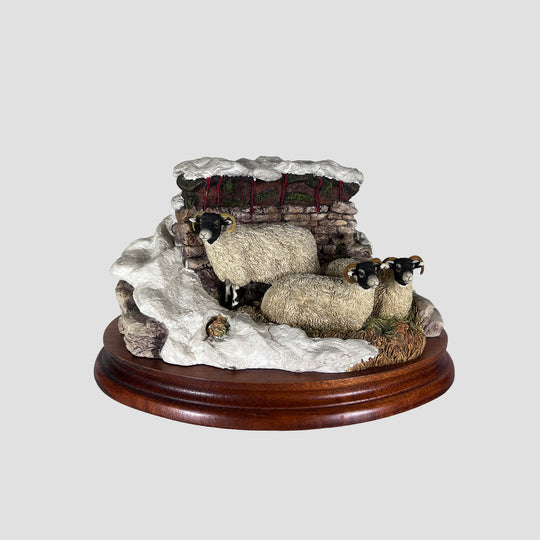 Winter Shelter Limited Edition Sheep Model Border Fine Arts Original Box and Certificate