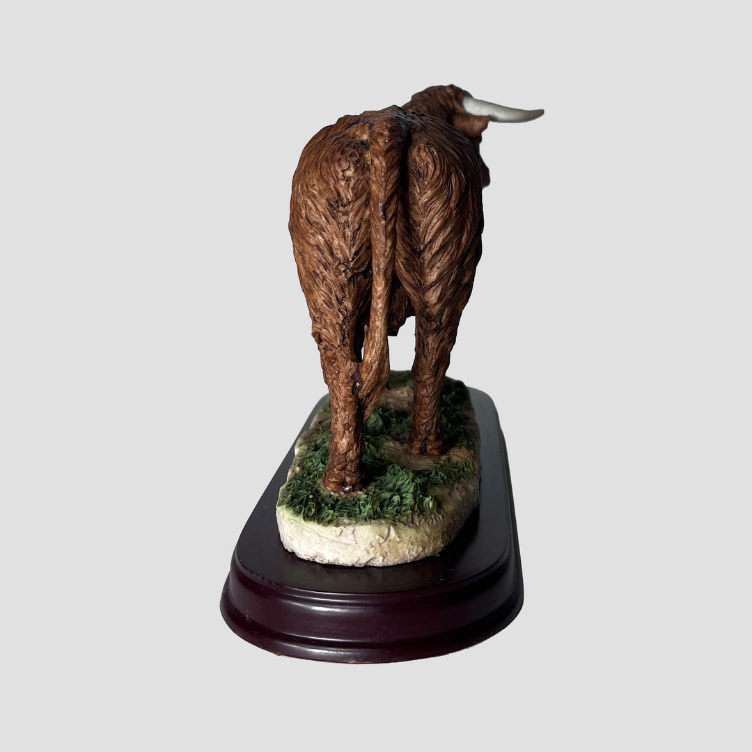 Highland Bull by The Leonardo Collection