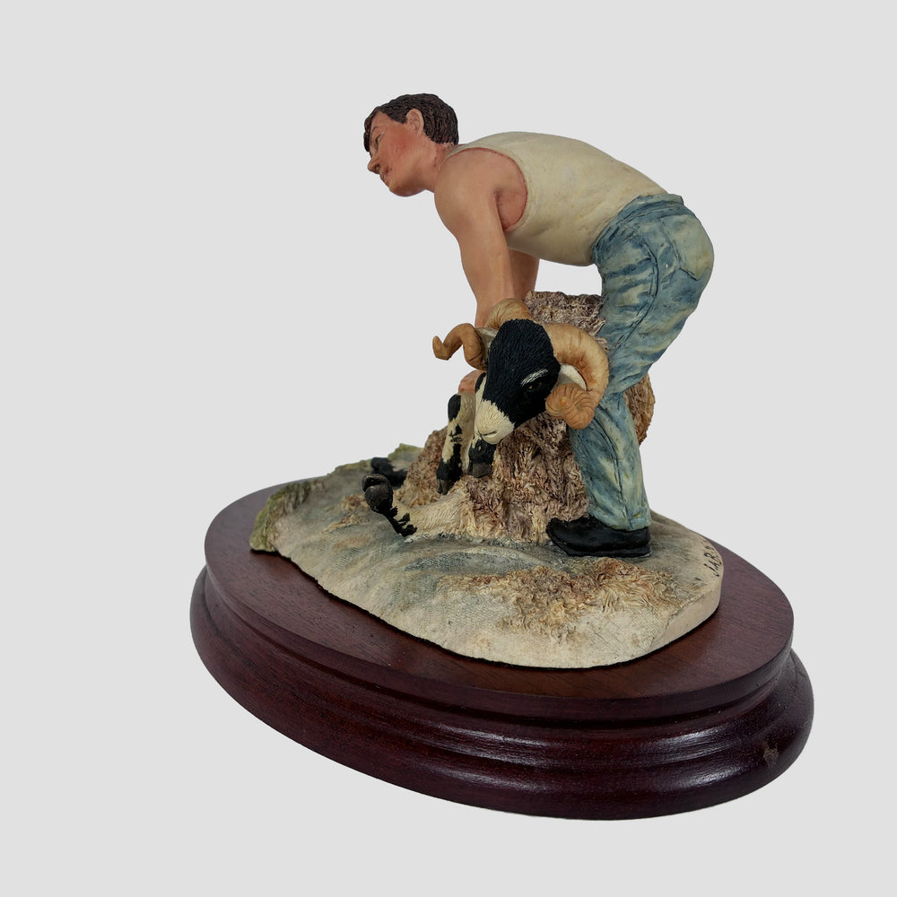 Hot Work Border Fine Arts Sheep Shearing Model