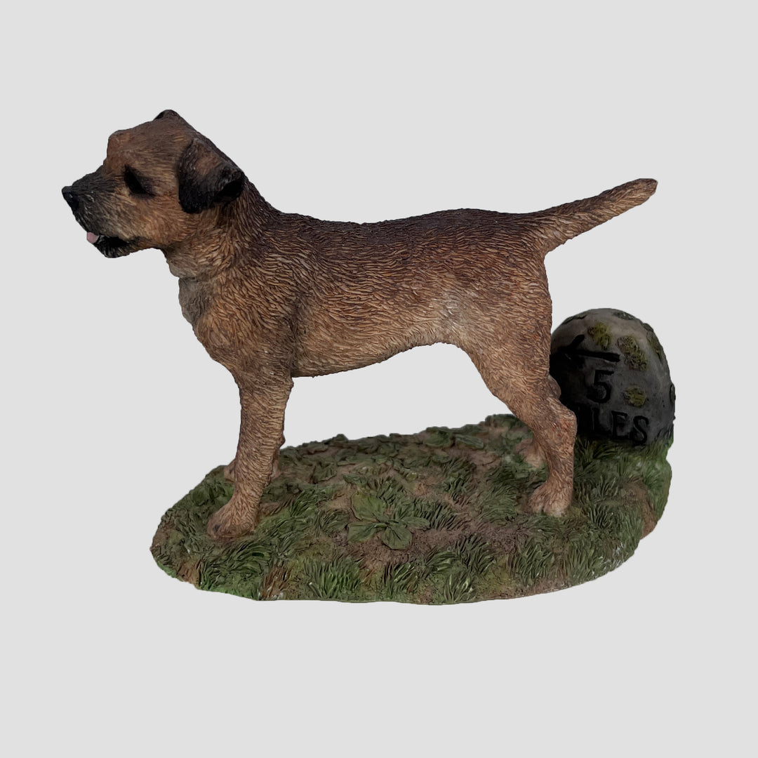 Pip Border Terrier Border Fine Arts Dog Model