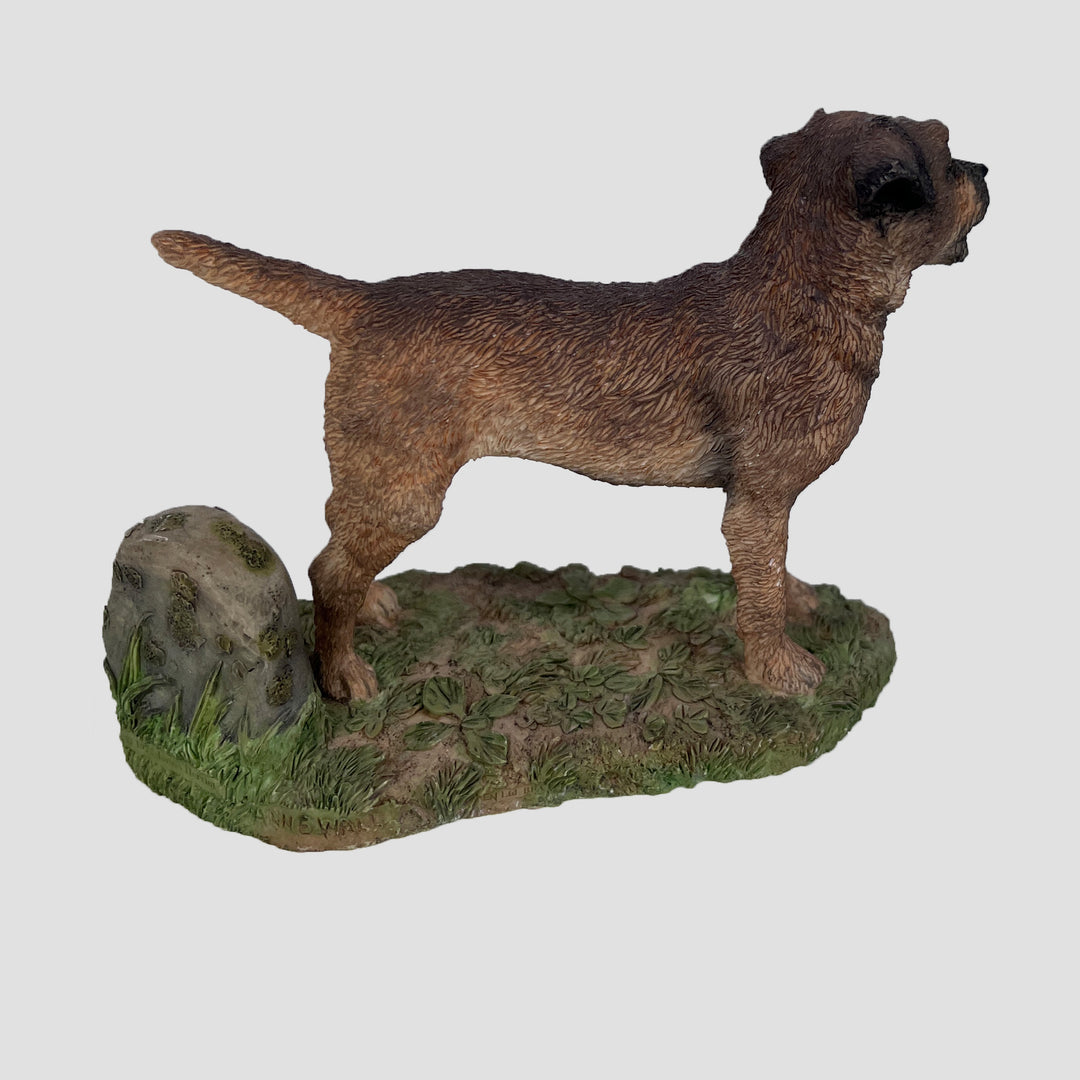 Pip Border Terrier Border Fine Arts Dog Model
