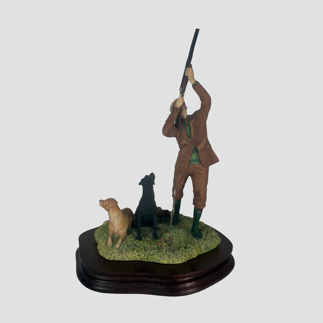 Reaching for the high Bird Labrador Black and Yellow Border Fine Arts Shooting Model