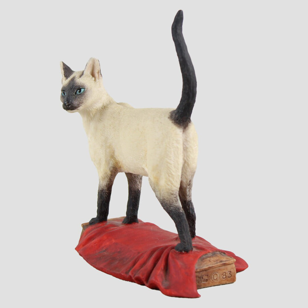 Siamese Cat - Aristocat Border Fine Arts